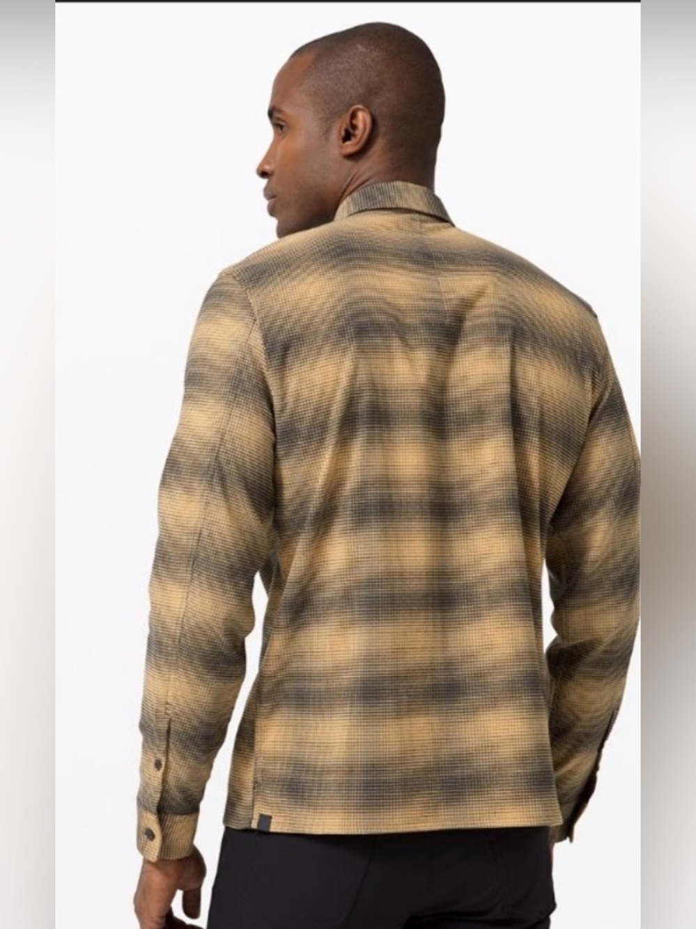 Lululemon’s men’s mason peak flannel / yellow / black print
